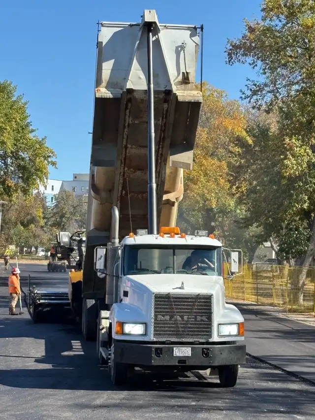 Experienced Paving Staff & Class 3 Tandem Driver