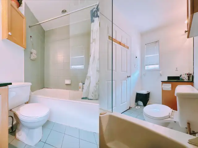 Centennial College Townhouse-3 Apts (2 of the 6 Rooms for Rent) - Photo 8