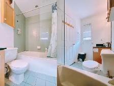 Centennial College Townhouse-3 Apts (2 of the 6 Rooms for Rent) - Photo 8