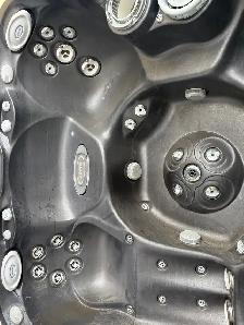 Extra Large Size Top of The Line Used Hot Tub -2010 Jacuzzi J480 - Photo 2