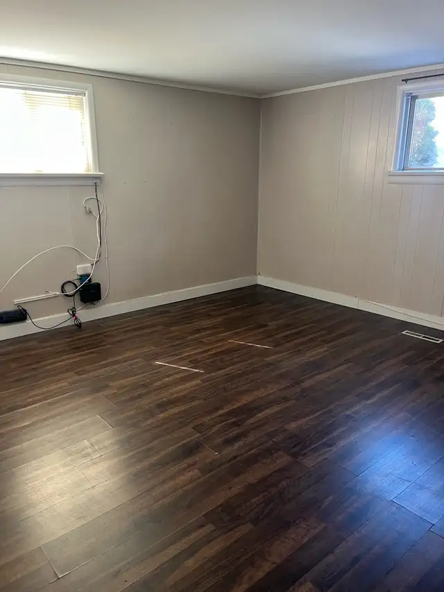 2 Bedroom Apartment available now. - Photo 6