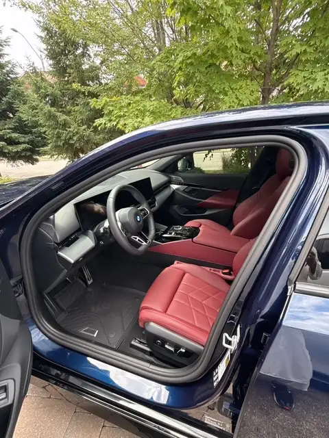 Amazing Lease Transfer Deal- 2025 BMW 530i- $1163.83/ Month - Photo 5