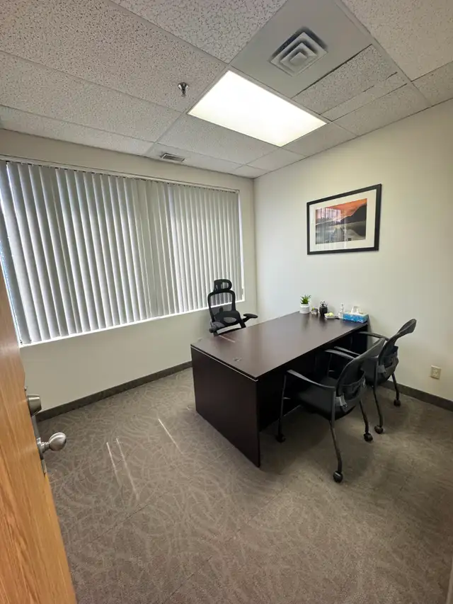 Fully Furnished Office Room for Rent - Photo 3