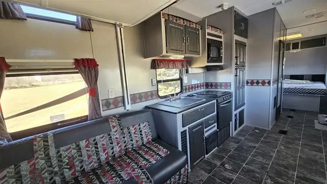 2009 Palomino Puma Unleashed 27SBU - Photo 11