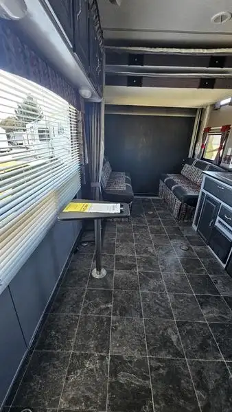 2009 Palomino Puma Unleashed 27SBU - Photo 15