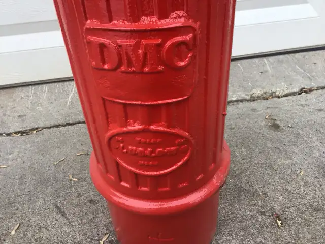 Vintage Fire Hydrant - Photo 2