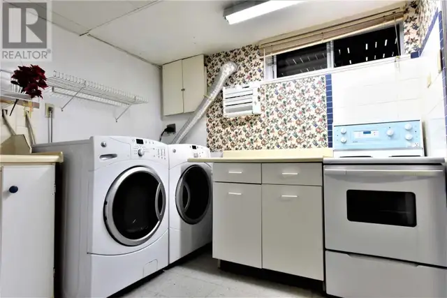 1 Den Bedrooms with Bath House (BSM) For Rent - Photo 5