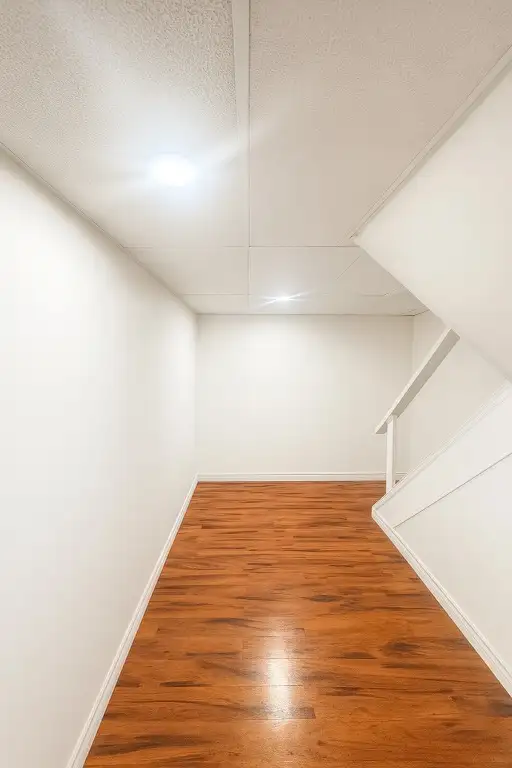 1 Den Bedrooms with Bath House (BSM) For Rent - Photo 7