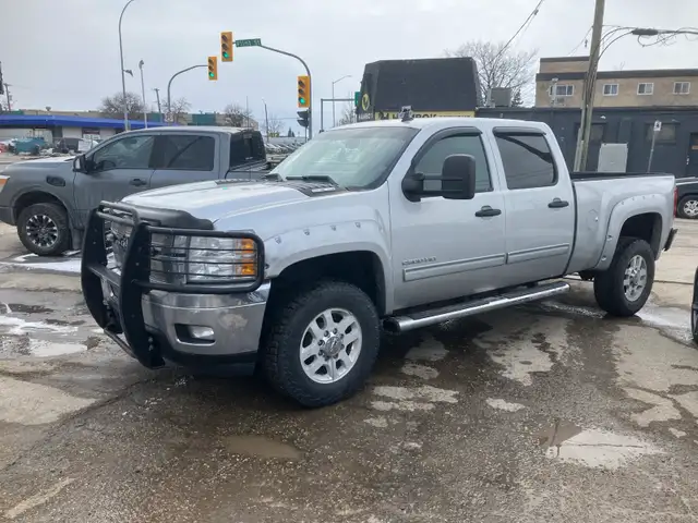 4x4 ~ 2011 Chevy Silverado 2500HD 6.6 Diesel ~ SAFETIED