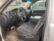 4x4 ~ 2011 Chevy Silverado 2500HD 6.6 Diesel ~ SAFETIED - Photo 5