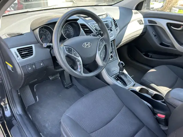 2016 Hyundai Elantra FOR SALE - Photo 4