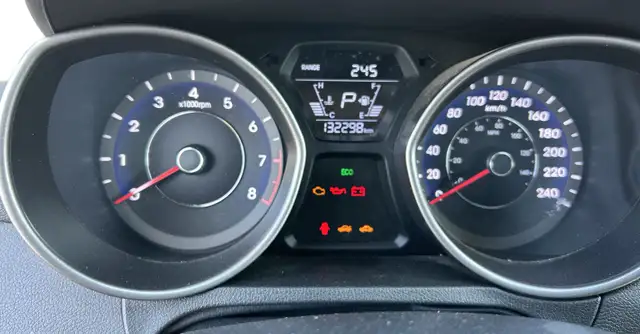 2016 Hyundai Elantra FOR SALE - Photo 6