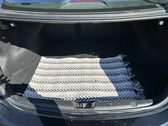 2016 Hyundai Elantra FOR SALE - Photo 8