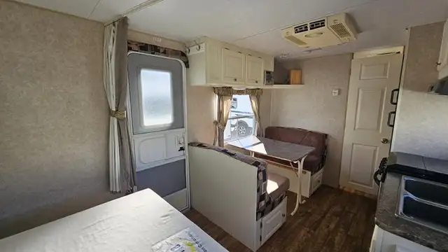 2009 Forest River Rockwood Mini Lite 2104 - Photo 10
