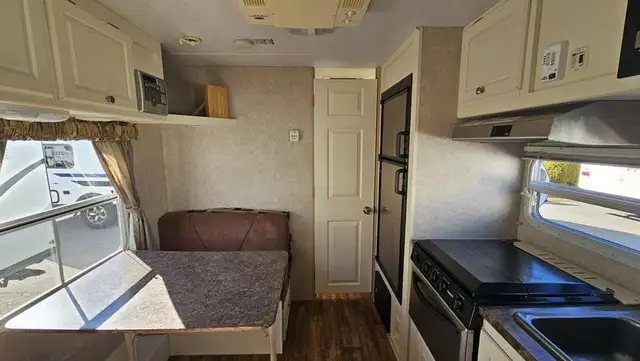 2009 Forest River Rockwood Mini Lite 2104 - Photo 16