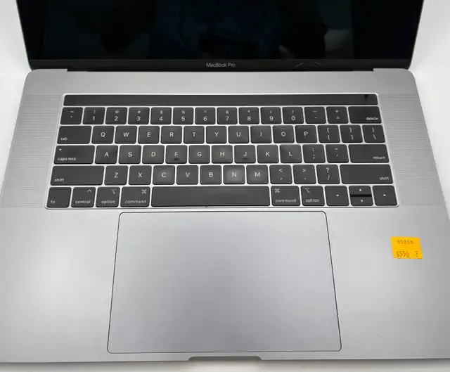 Apple MacBook Pro A1990 - i7 16gb RAM & 512gb SSD Hard Drive - Photo 2