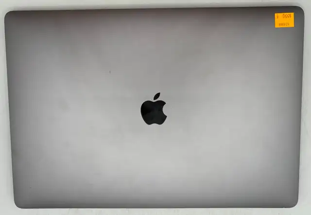 Apple MacBook Pro A1990 - i7 16gb RAM & 512gb SSD Hard Drive - Photo 3