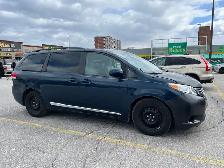 Toyota Sienna 2011 for Sell