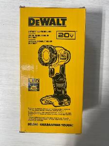 DEWALT 20V MAX Lithium-Ion Cordless LED Work Light / Pivoting Jo