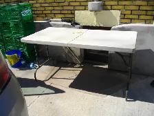 60 x 30 inch folding table