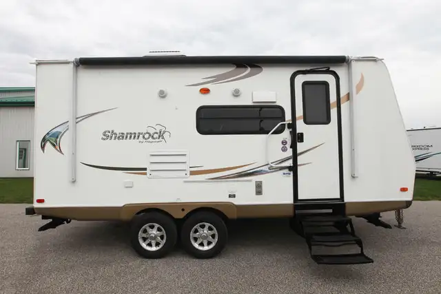 2011 Forest River Flagstaff Shamrock 21SS - Photo 5