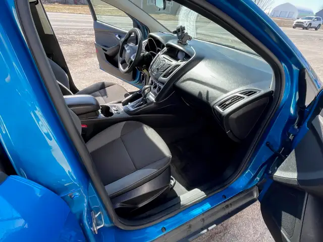 FORD FOCUS SE 2014 AUTOMATIQUE - Photo 8