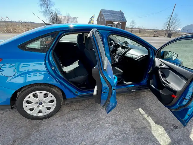 FORD FOCUS SE 2014 AUTOMATIQUE - Photo 10