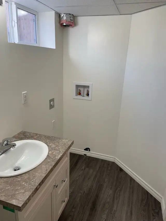Private Basement Rental $1,250, north side Lethbridge. - Photo 6