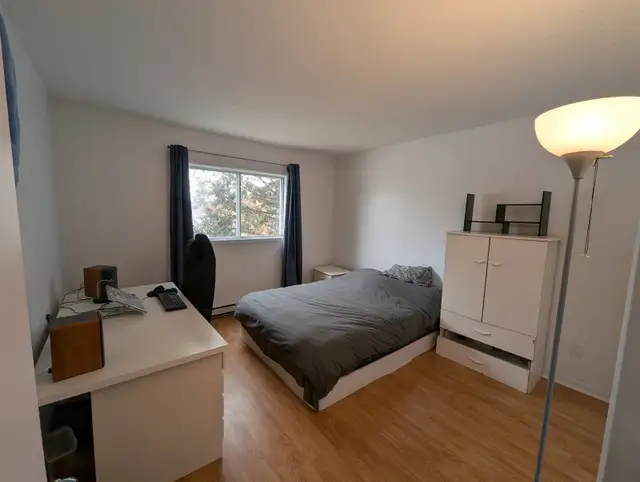 3 1/2 CESSION DE BAIL POUR MAI OU JUIN / LEASE ASSIGNMENT - Photo 8