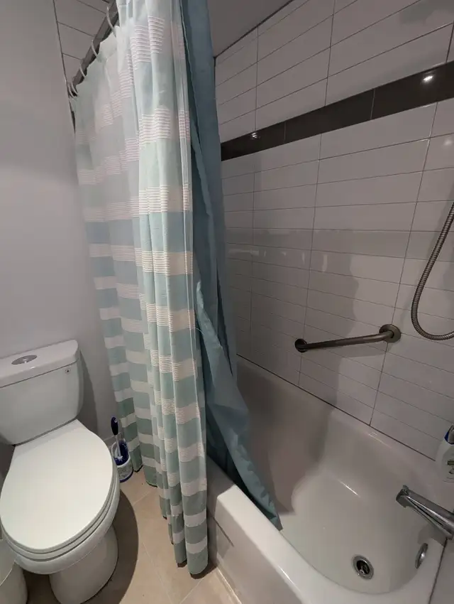 3 1/2 CESSION DE BAIL POUR MAI OU JUIN / LEASE ASSIGNMENT - Photo 11