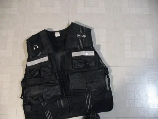 Altus Adjustable Weighted Vest - Photo 4
