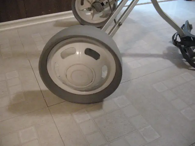 Two Wheel Push Golf Cart - Photo 8