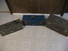 3 Metal Vintage Toolboxes - Photo 9