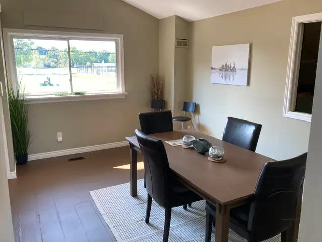 FORT  ERIE  -  RENT  TO  OWN  HOME - Photo 3