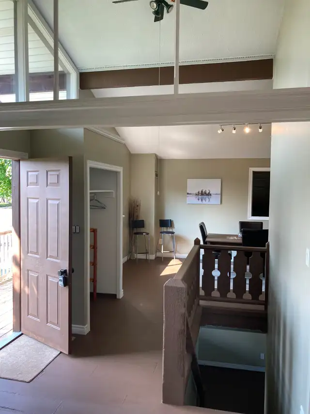 FORT  ERIE  -  RENT  TO  OWN  HOME - Photo 4