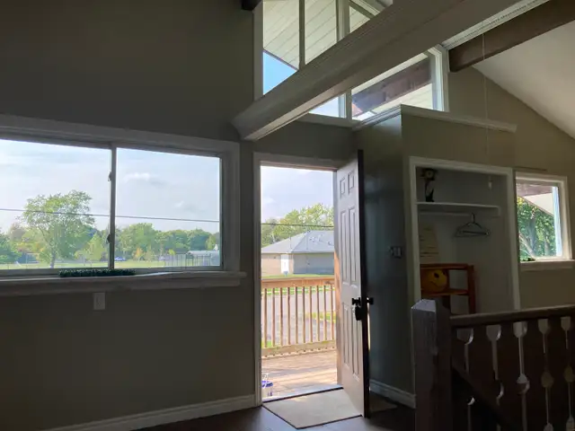 FORT  ERIE  -  RENT  TO  OWN  HOME - Photo 5