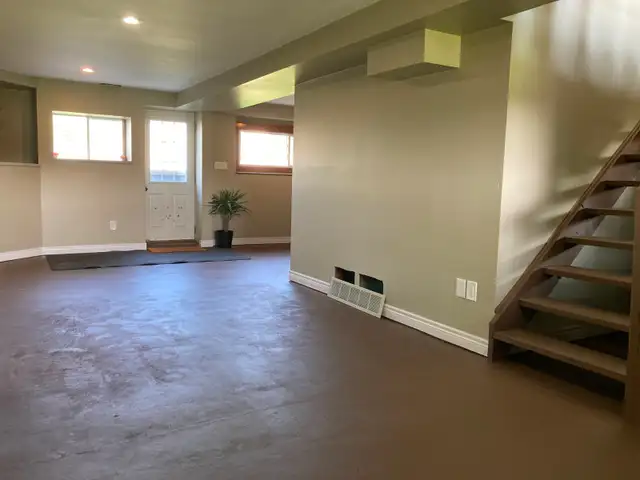 FORT  ERIE  -  RENT  TO  OWN  HOME - Photo 6