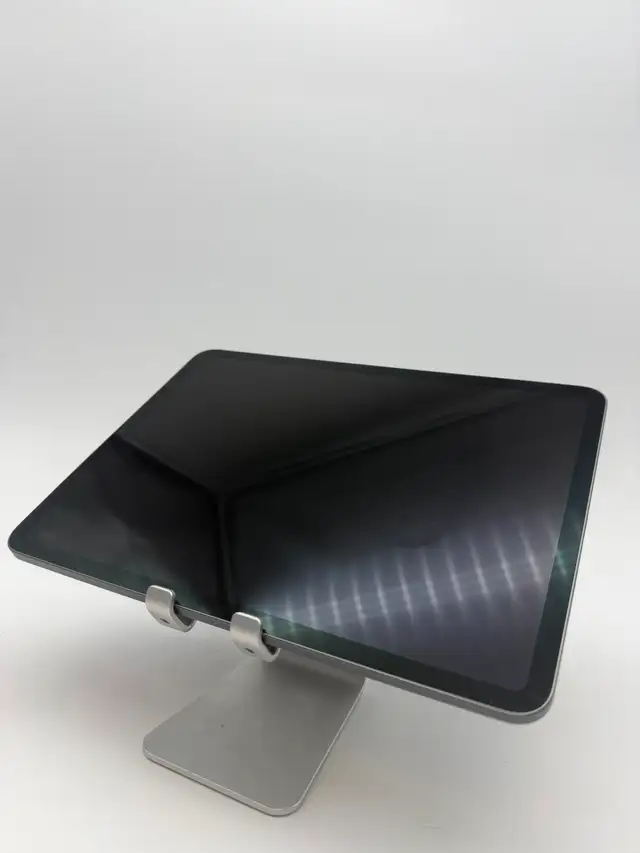 Apple iPad Pro 11' 3rd Gen M1 256GB Space Gray WiFi - $559 - Photo 9