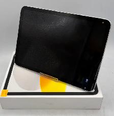 10 1/2' 64gb 10th Gen Apple iPad ( A2696 ) with Box (2022)