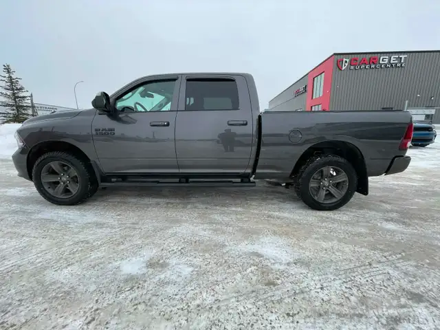 2015 Dodge Ram 1500 Sport 5.7L HEMI V8 8-Speed 4x4 crew-cab - Photo 5