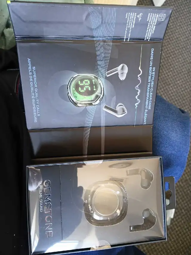 Wireless Bluetooth headphones for sale - Photo 2