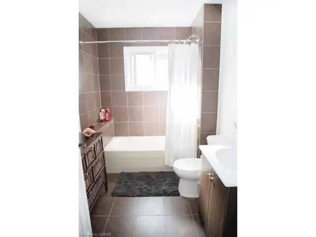 Room For Rent - Photo 2