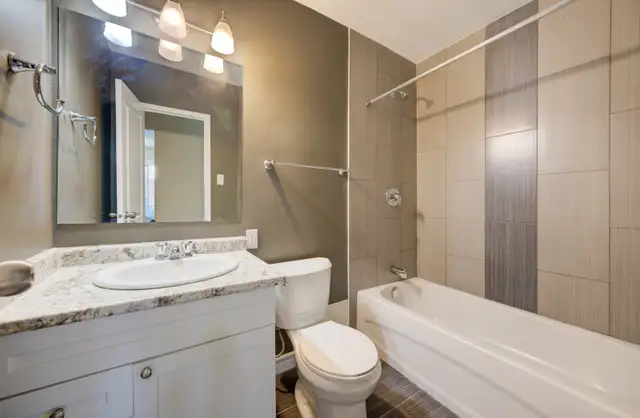 FULLY RENOVATED 2BR – ALL UTILITIES INCLUDED   1 MONTH FREE! - Photo 6