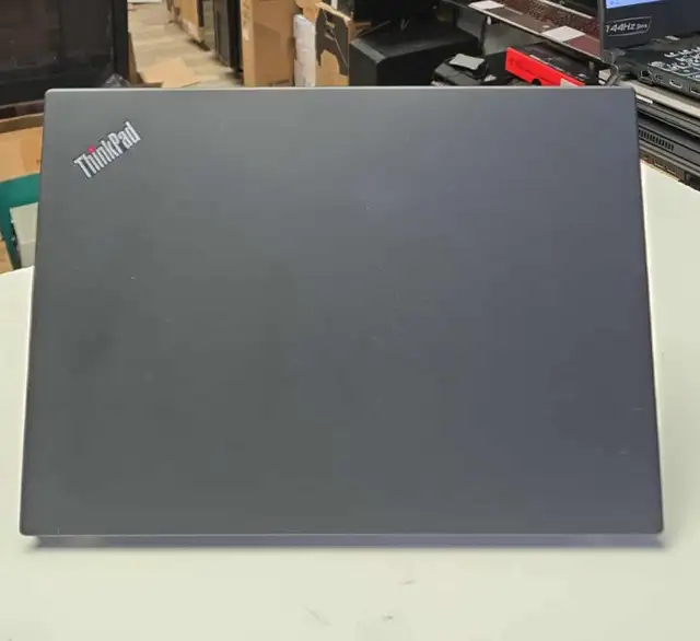 Laptop Lenovo T14 i7-1185G7 16Go DDR4 SSD 256Go NVMe 14po HDMI - Photo 4