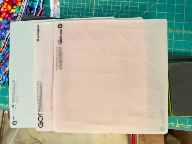 Accuquilt go and dyes, cutters - Photo 4