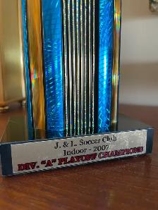 Vintage "Winged" Soccer Club Indoor Trophy – 2007 - Photo 6