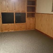 Basement for rent available from April 1, 2026 in Shawnessy - Photo 2