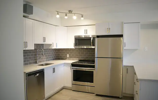 2 Bedroom in the Heart of Garden City - Photo 5