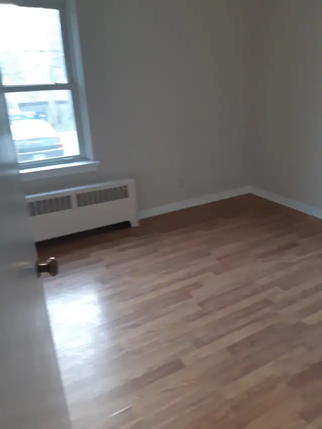 2 BR Apartments at WYANDOTTE ST., WINDSOR - Photo 5