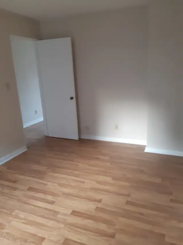 2 BR Apartments at WYANDOTTE ST., WINDSOR - Photo 16